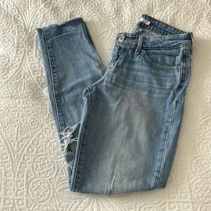 Levi’s 711 jeans. Size 26.